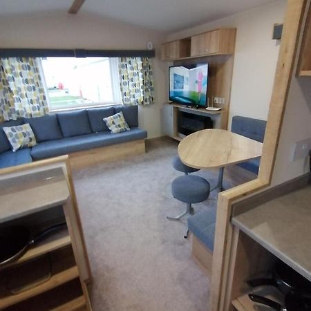 69R Seawick 2 Bedroom Caravan . New For 2022 Saint Osyth Exterior foto