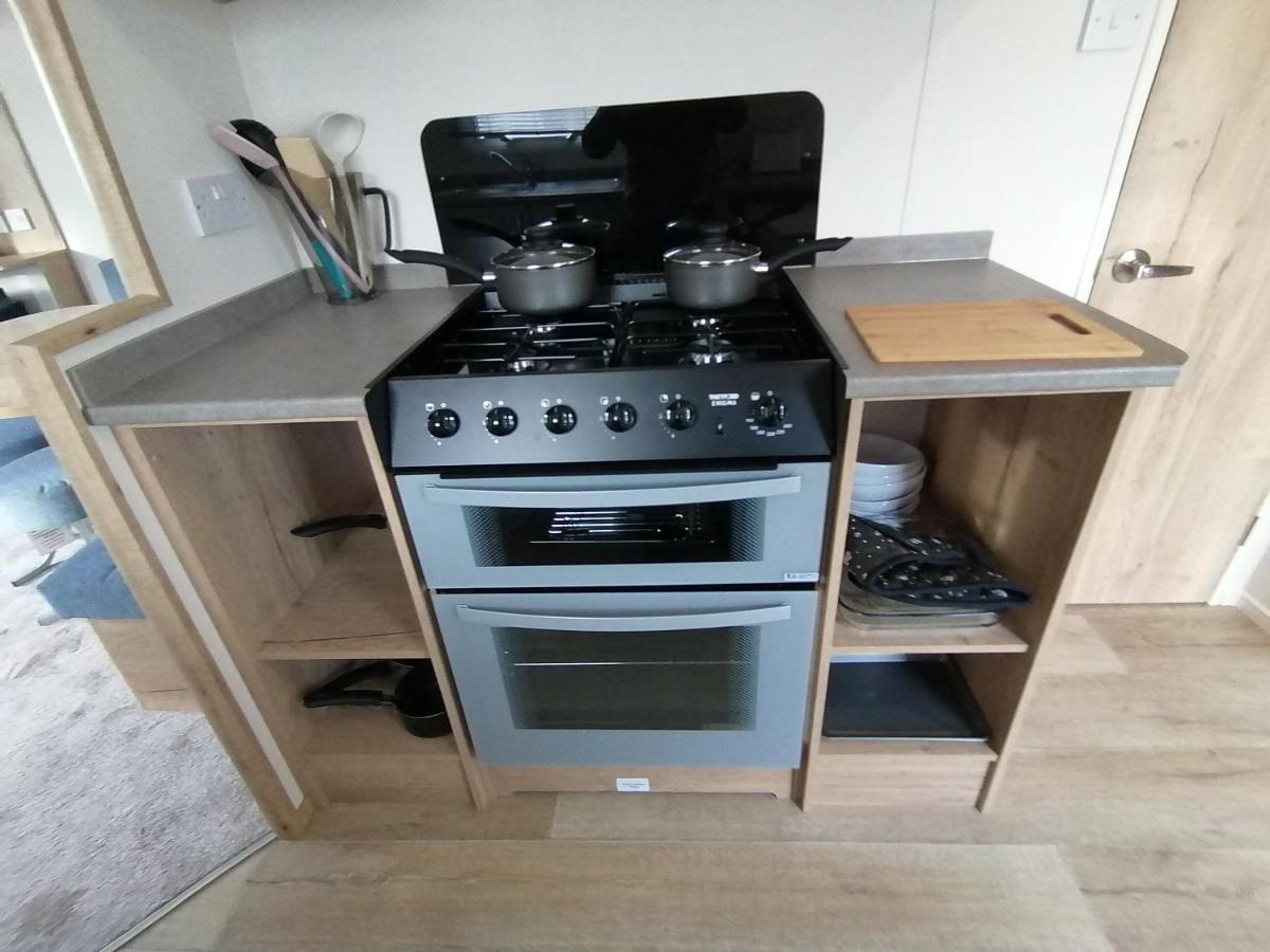 69R Seawick 2 Bedroom Caravan . New For 2022 Saint Osyth Exterior foto