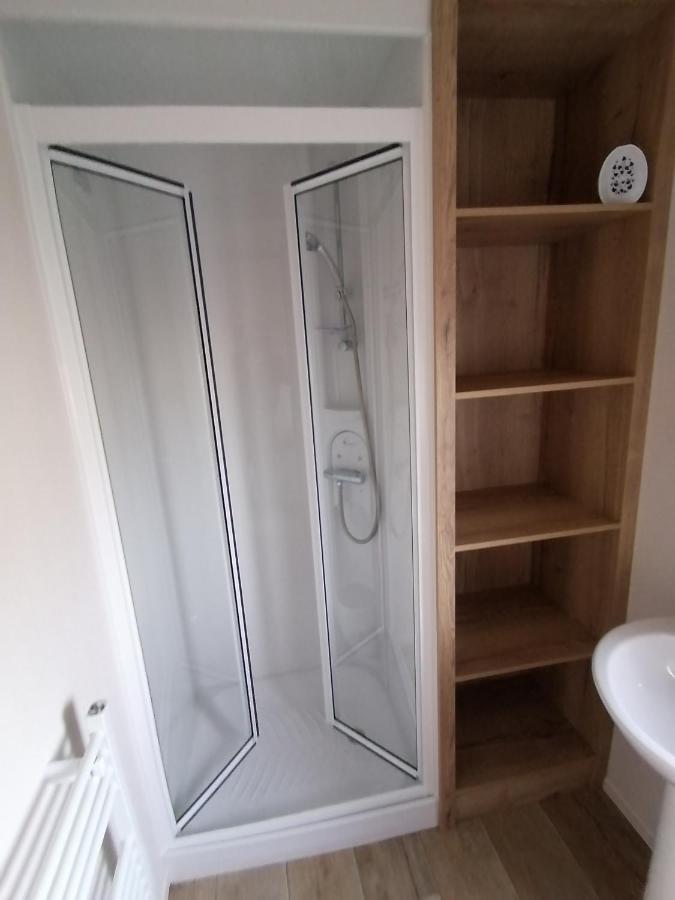 69R Seawick 2 Bedroom Caravan . New For 2022 Saint Osyth Exterior foto