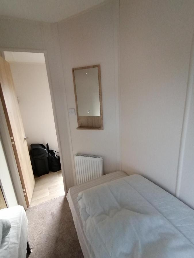 69R Seawick 2 Bedroom Caravan . New For 2022 Saint Osyth Exterior foto