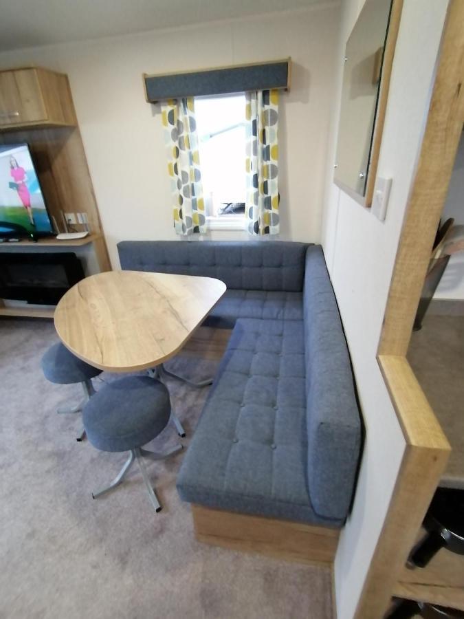 69R Seawick 2 Bedroom Caravan . New For 2022 Saint Osyth Exterior foto